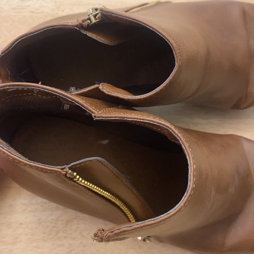 American Eagle size 8 brown boots - Picture 3 of 4